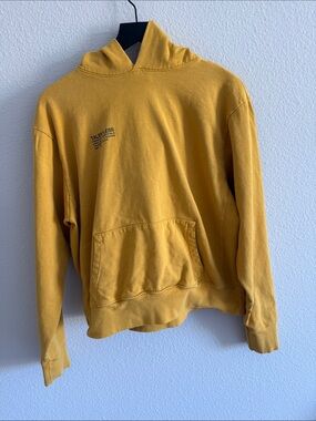 TALENTLESS Mustard Yellow Pullover Hoodie Sweatshirt Size M Relaxed Fit